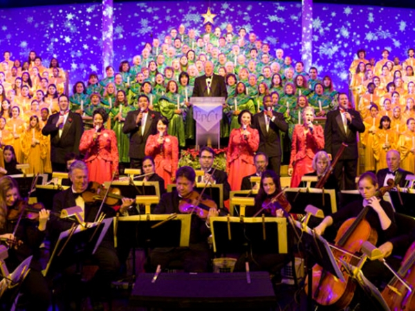 Candlelight Processional Image (c) Disney