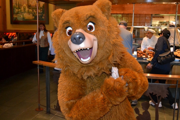 Chip 'n Dale's Critter Breakfast