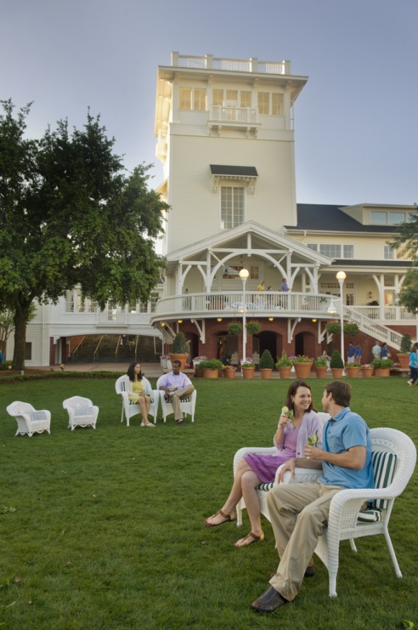 Boardwalk Inn back exterior patio