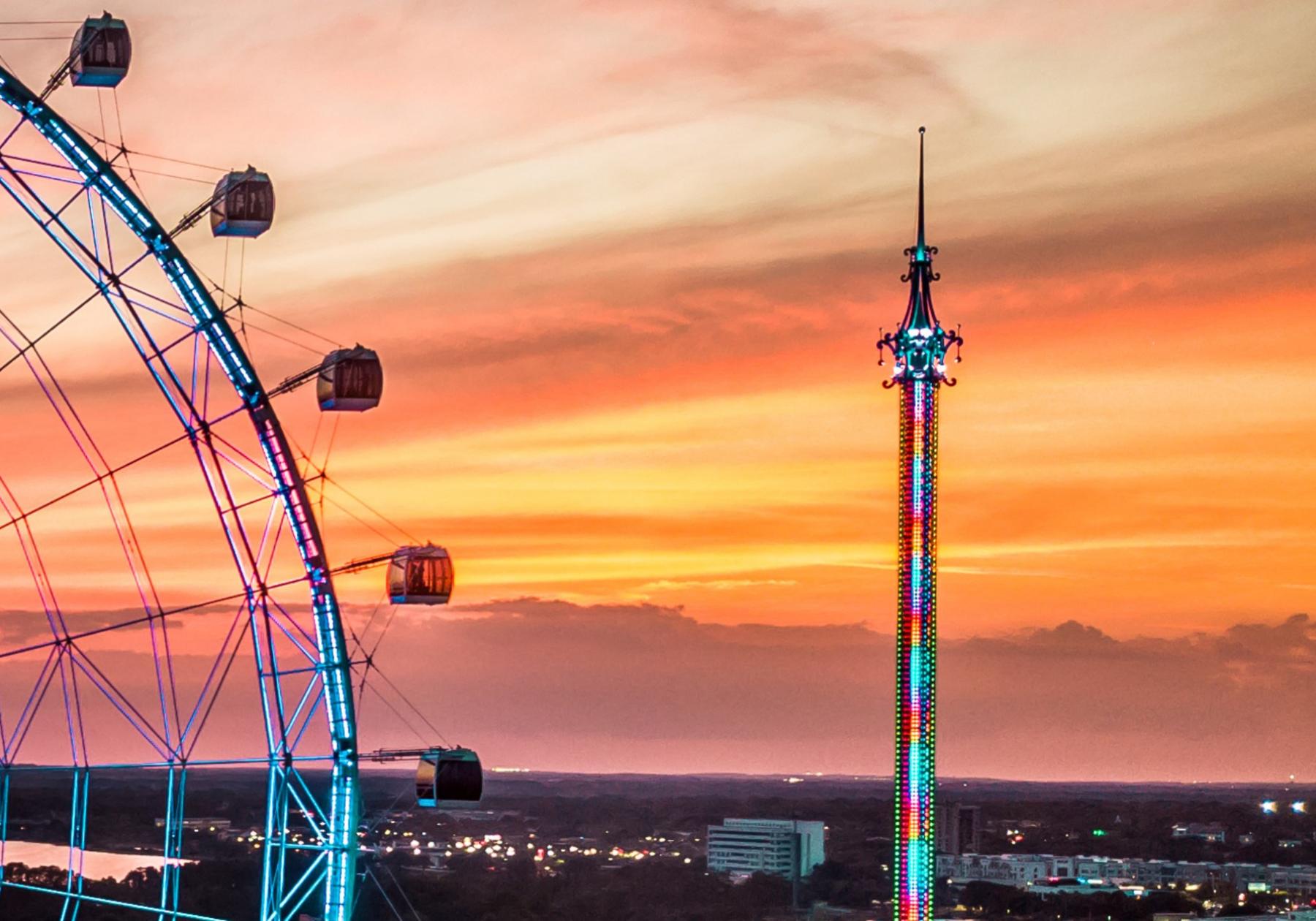 Shot of The Wheel and the Orlando StarFlyer